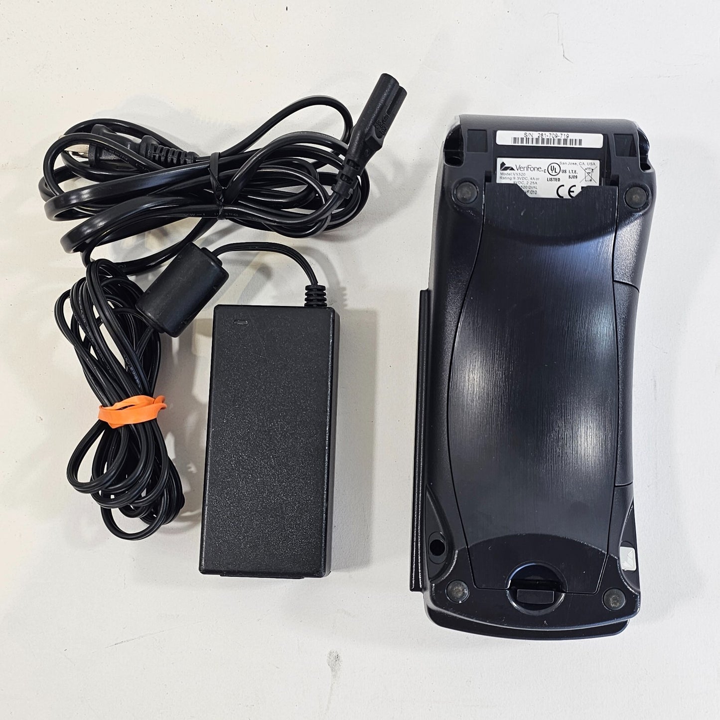 Verifone Dual Comm Credit Card Terminal Reader Model VX520 w/Power Supply - READ