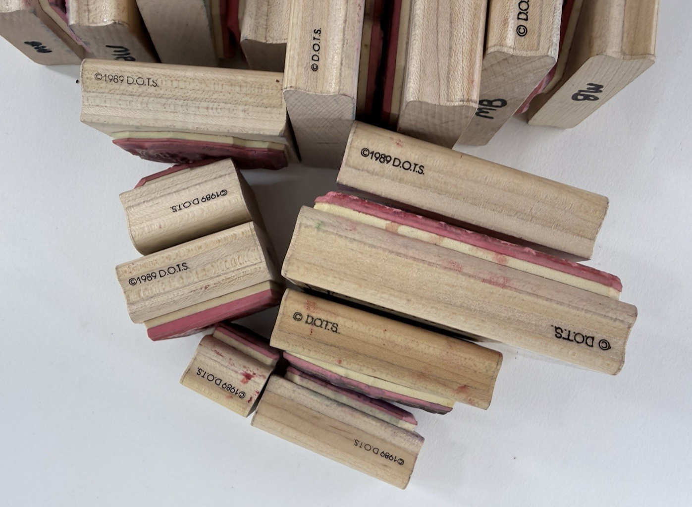 16 Pcs D.O.T.S. Wood Mounted Rubber Stamps Mixed Designs Dolls Frames Borders