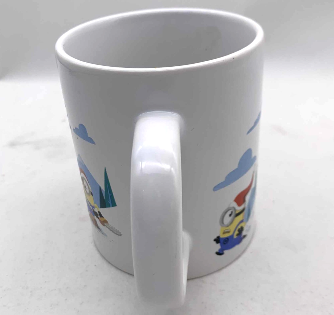 Universal Studios Despicable Me Minion Made "I Cut A Big One" Holiday Mug