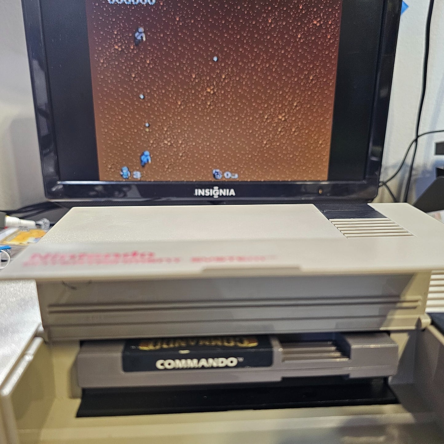 Commando (Nintendo Entertainment System, 1986) 5-Screw Game Cartridge - Tested