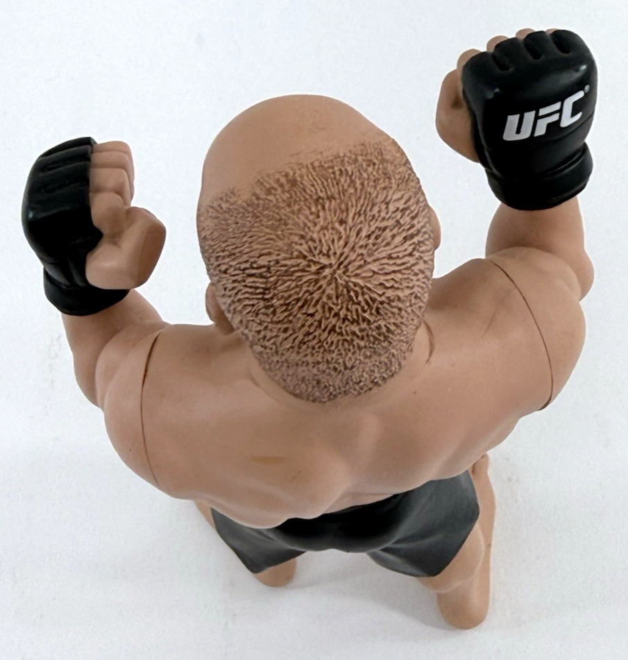 Zuffa 2009 UFC Round 5 6" Randy 'The Natural' Couture Ultimate Action Figure