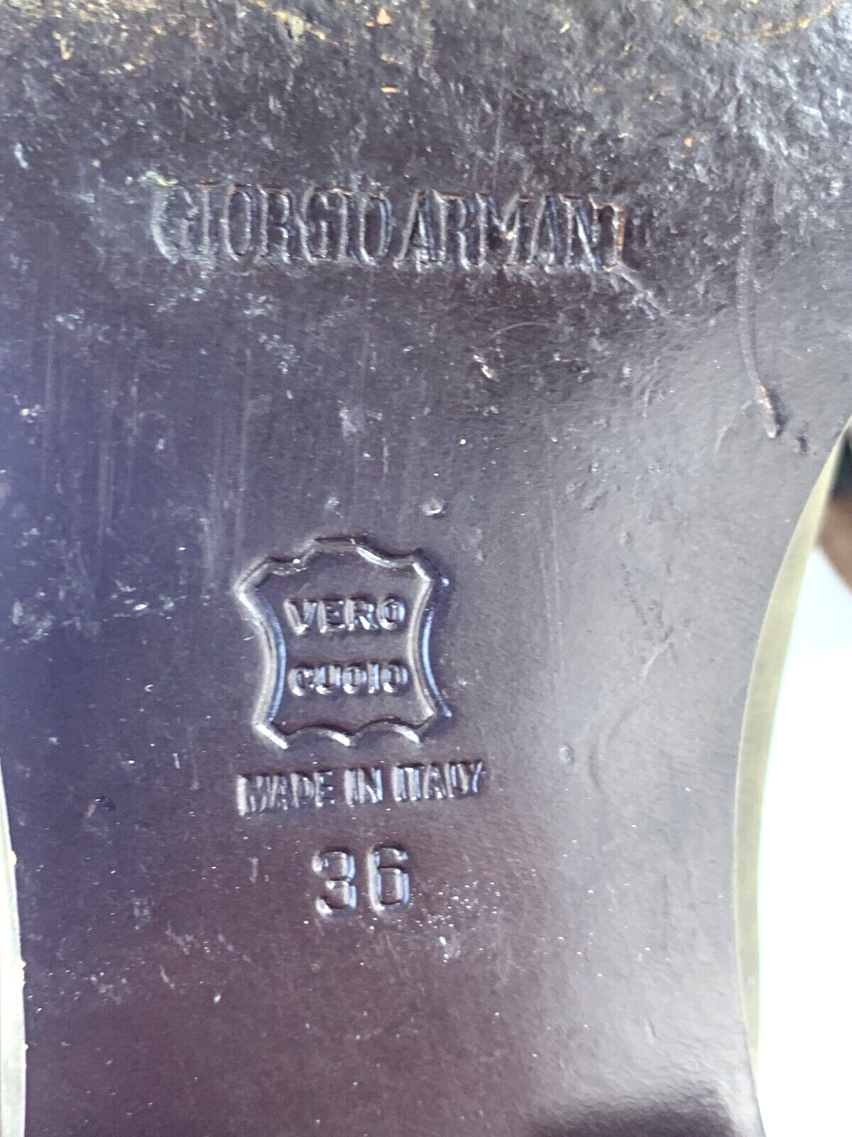 Giorgio Armani Le Collezioni Size 36 (US 5.5) Peep Toe Leather Flats