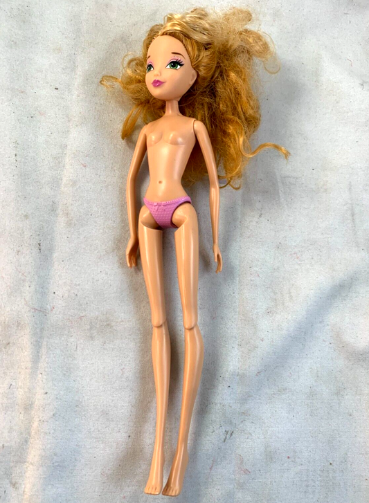 Jakks Pacific Viacom Winx Club 2012 Flora 11.5" Nature Fairy Doll - No Wings