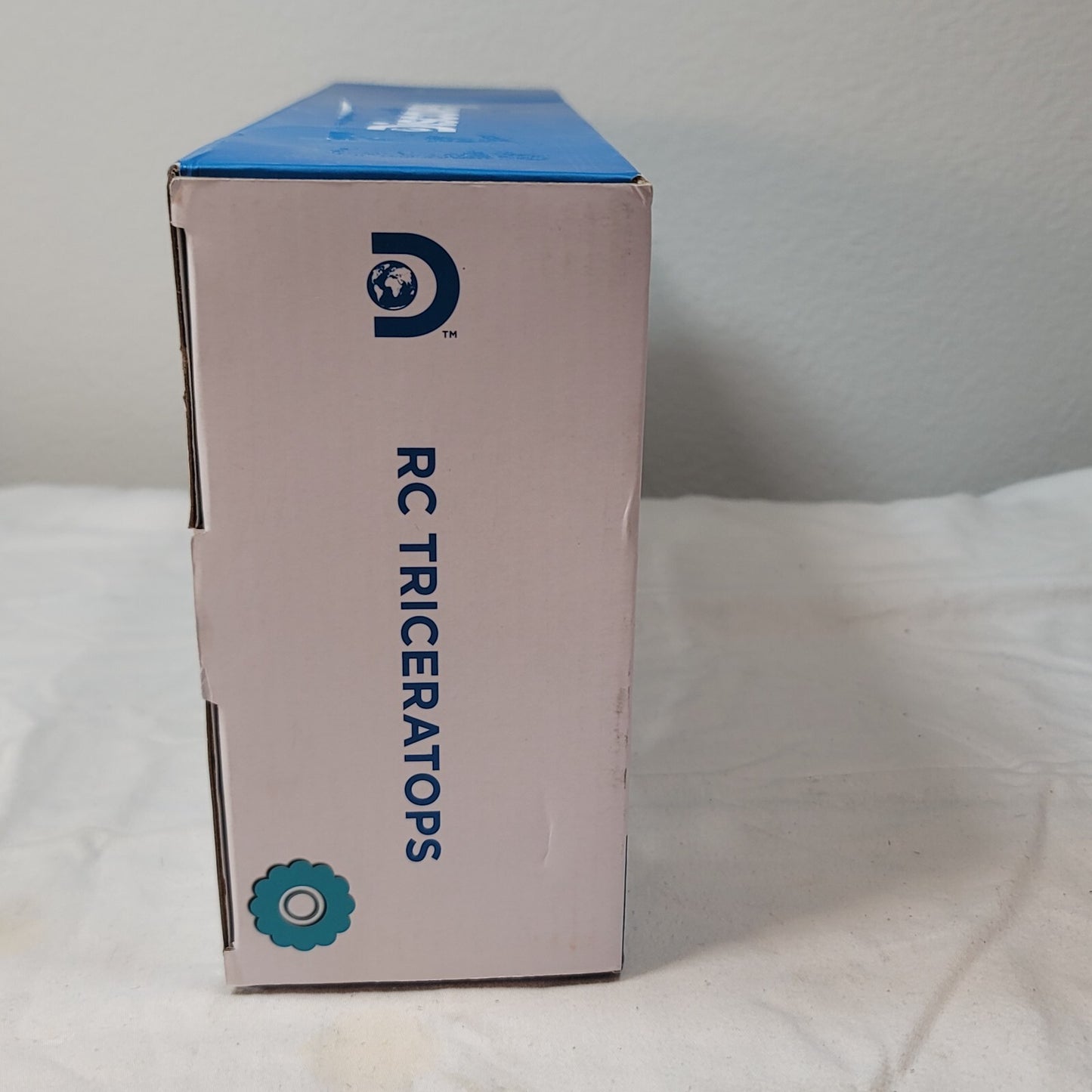 Discovery - RC Triceratops Remote Control Pet - Lights/Sounds/Roars READ DESC.