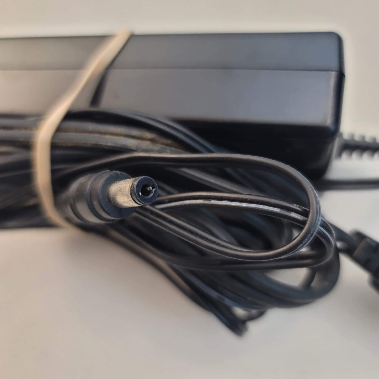 Challenger Cable Sales 12V 2.67A Switching Power Supply PS-2.1-12-267DAT