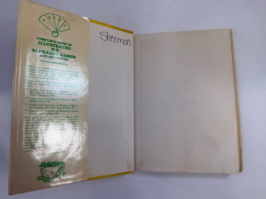 Complete Book of Illustrated K-3 Alphabet Games and Activities (Hardcover, 1980)