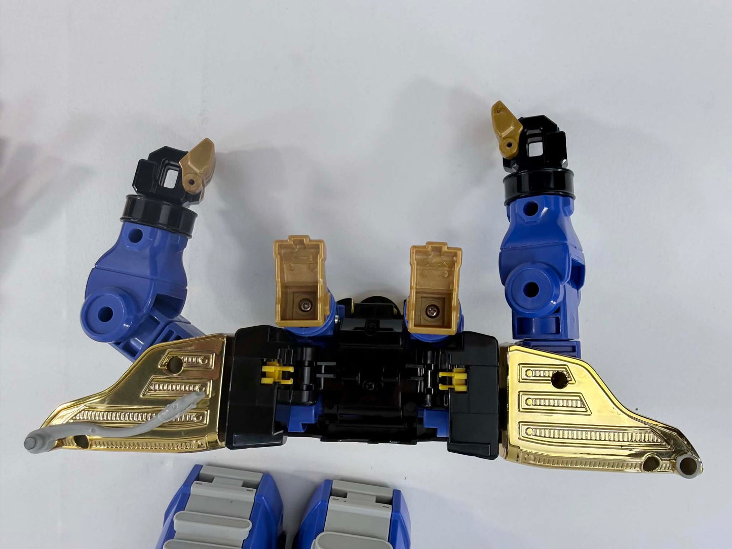 Bandai 1996 Power Rangers Deluxe Zeo Megazord & Red Battlezord Puncher - Tested