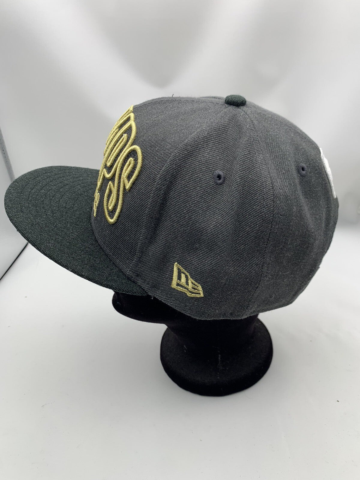 NBA 2018 Champs New Era 9Twenty Adjustable Strap Hat - Blank (Sample Hat)