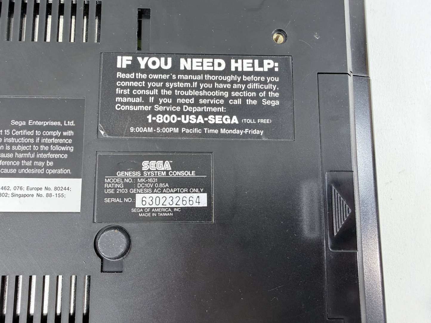 Sega Genesis MK-1631 Model 2 Console, Controller, + Cables - Tested and Working