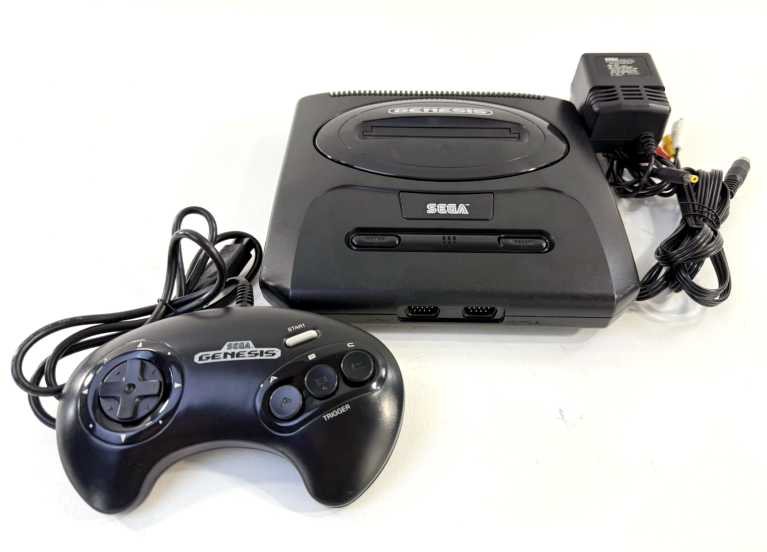 SEGA Genesis II 16MB Home Console with Controller, Power Supply, AV - Tested