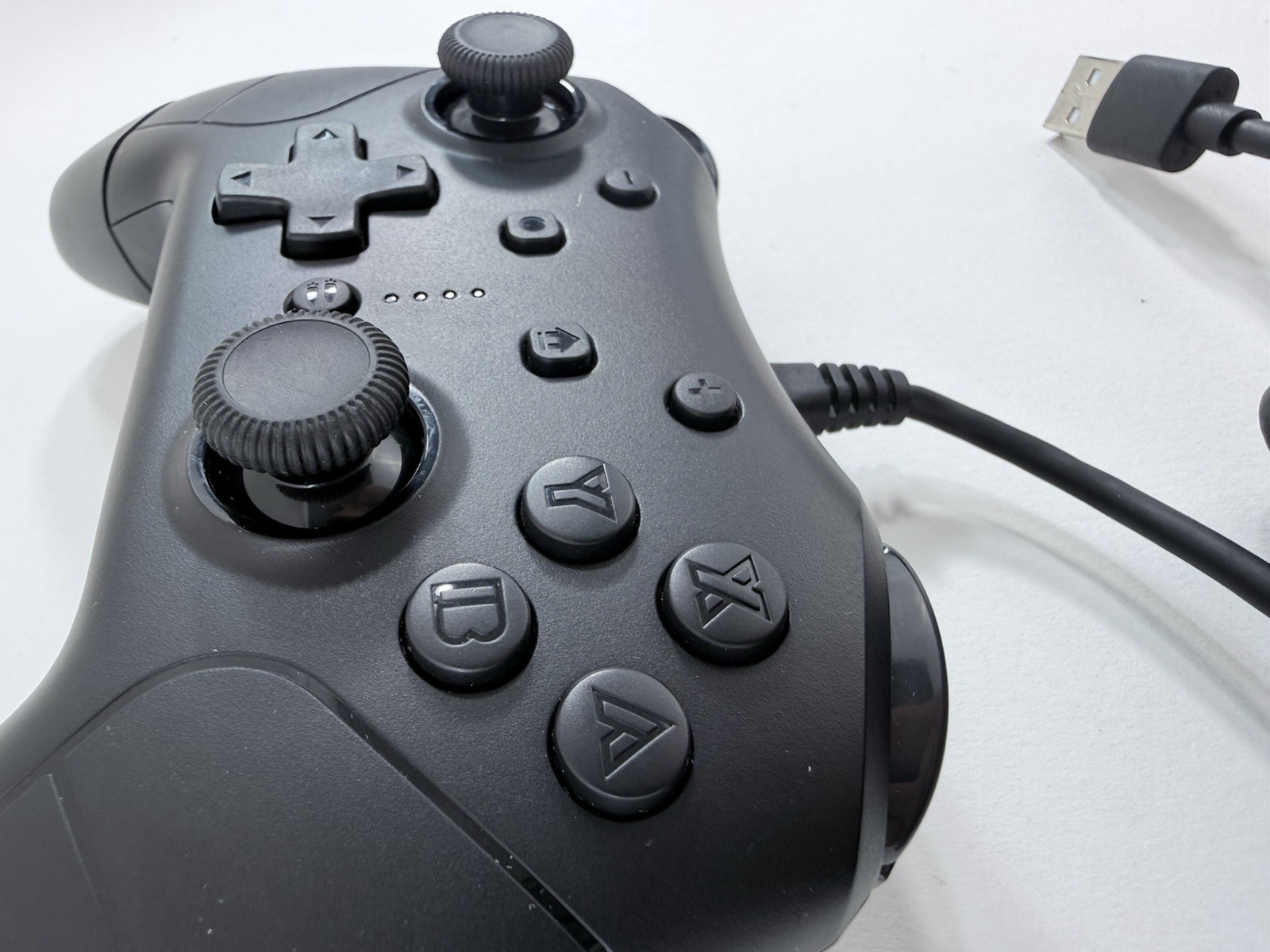 ONN. Wired Black Gaming Controller for Nintendo Switch - Tested and Working