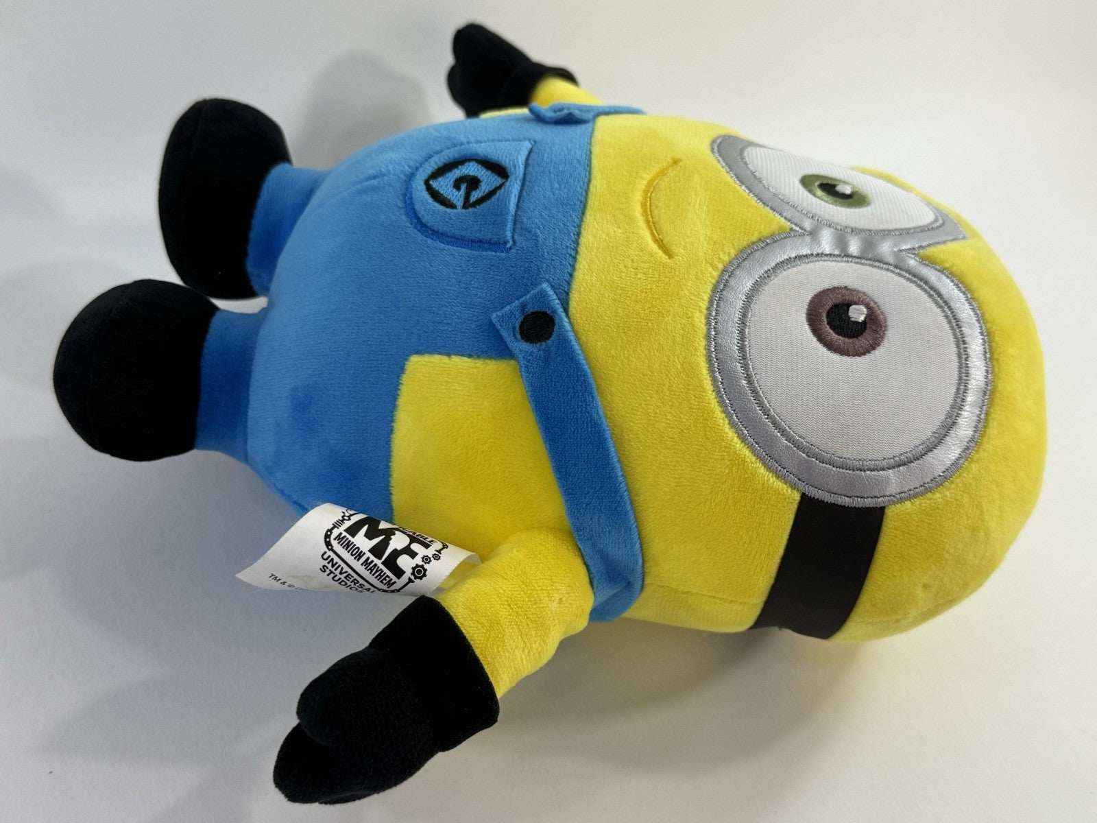 Universal Studios Despicable Me Minion Mayhem 9” Bob Plush