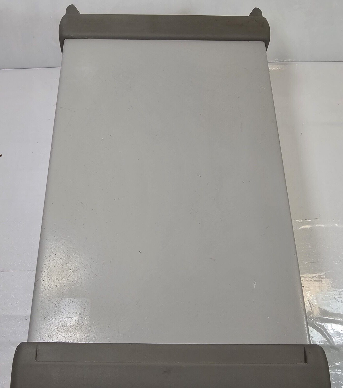 Agilent E3648A Dual Output DC Power Supply 0-8V,5A/0-20V,2.5A - Tested - 2490