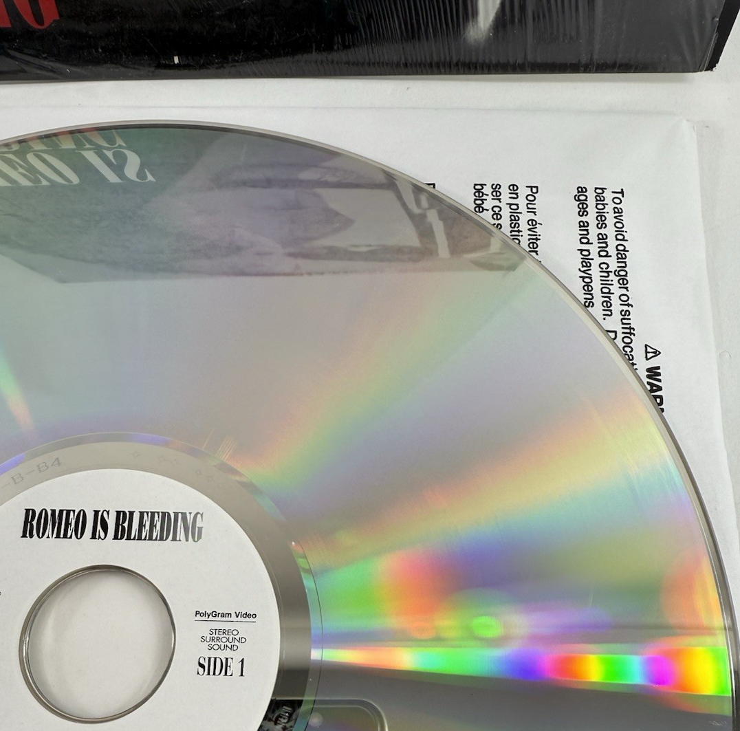 Romeo Is Bleeding (Laserdisc, 1994) Extended CLV Deluxe Widescreen Edition
