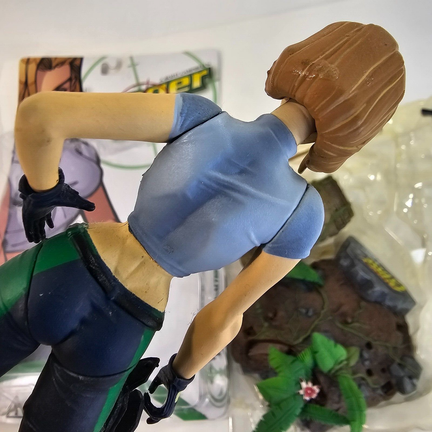 Danger Girl Action Figures Sydney Savage & Abbey Chase With Comics - READ