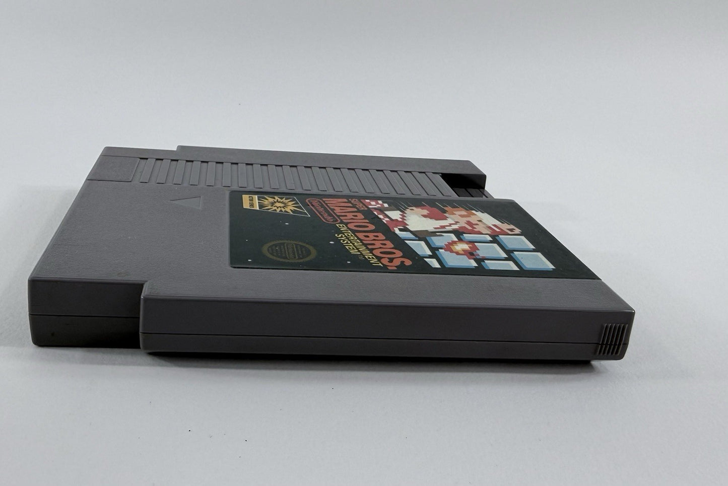 Super Mario Bros. (Nintendo NES, 1985) 5-Screw Game Cartridge - Tested