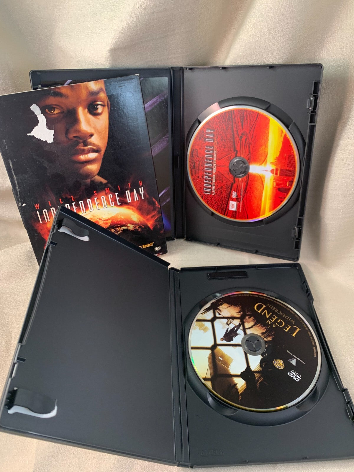 Independence Day/Hitch/Seven Pounds/Hancock/I am Legend (DVD bundle) Will Smith