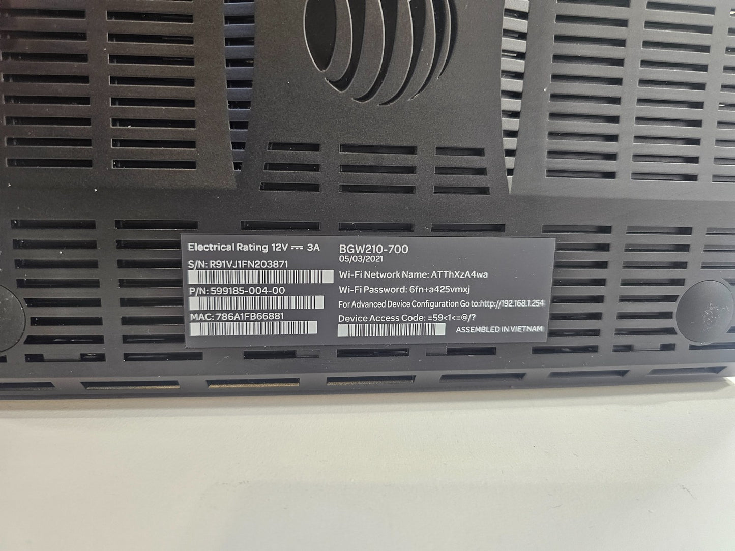 AT&T Arris BGW210-700 Broadband Gateway WiFi Modem Router with Adapter