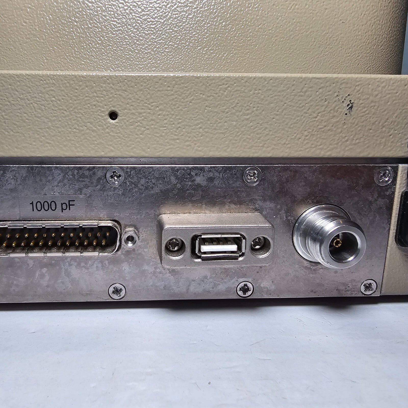 TESCOM TC-5915A RF Shield Box Radio Frequency Test Equipment Laboratory Telecom