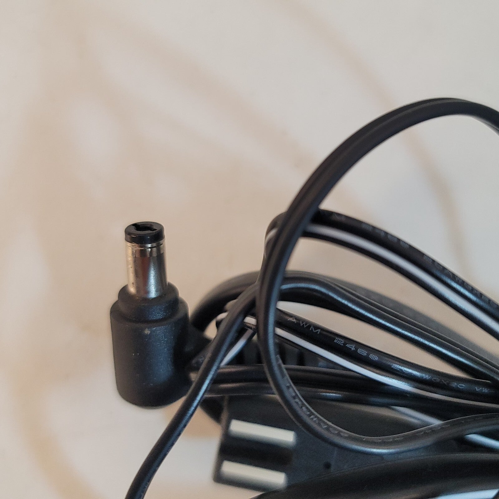 Delta Electronics AC Adapter Model: ADP-30AR A