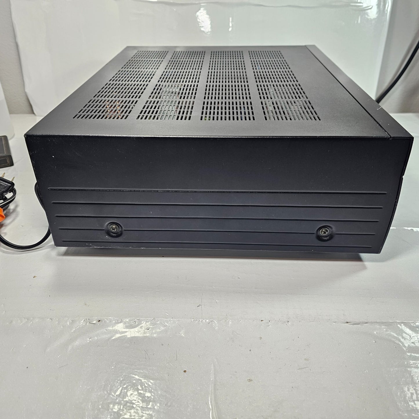 Yamaha RX-V590 RDS Audio Video 5.1 Natural Sound Surround Sound AV Receiver