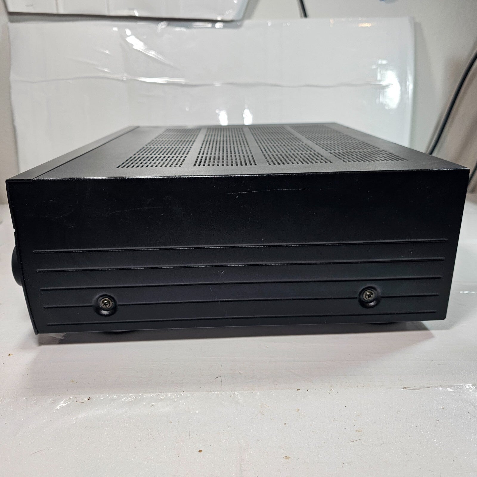 Yamaha RX-V590 RDS Audio Video 5.1 Natural Sound Surround Sound AV Receiver