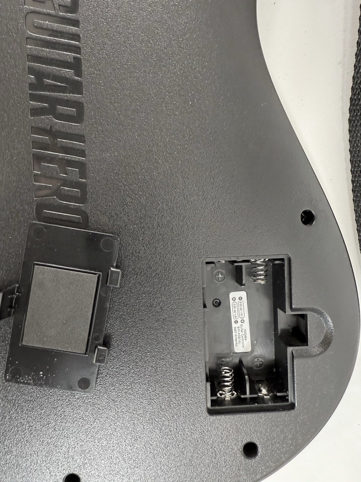 Guitar Hero Live (Sony PlayStation 3, 2015) Game, Case, Guitar, Dongle - Tested