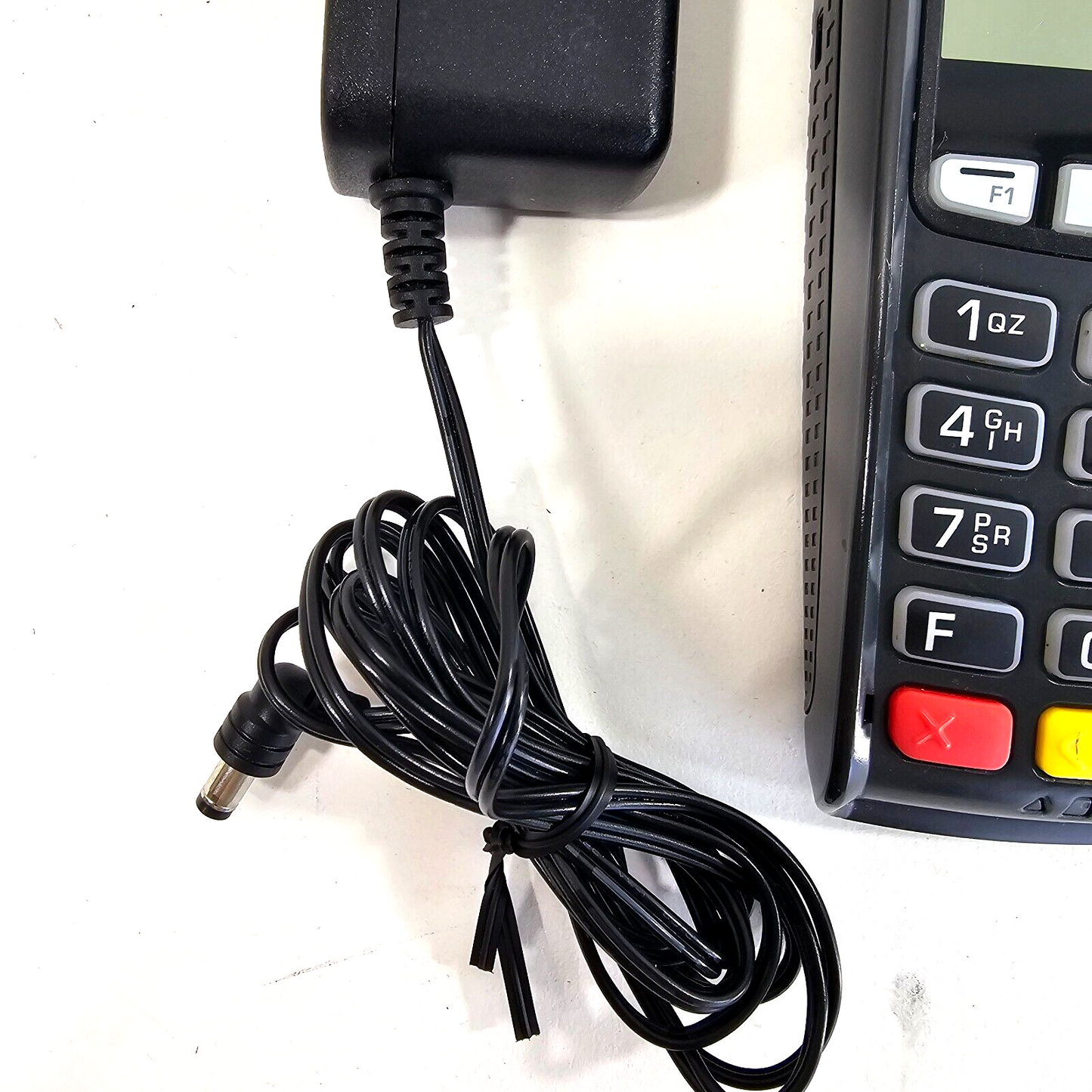 Ingenico iPP320 Payment Terminal with Power Supply and Connector Cable - Tested