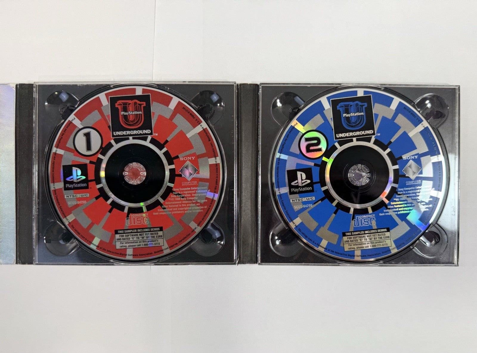 PlayStation Underground Vol. 2 Issue 4 (Sony PlayStation, 1998) Discs and Case