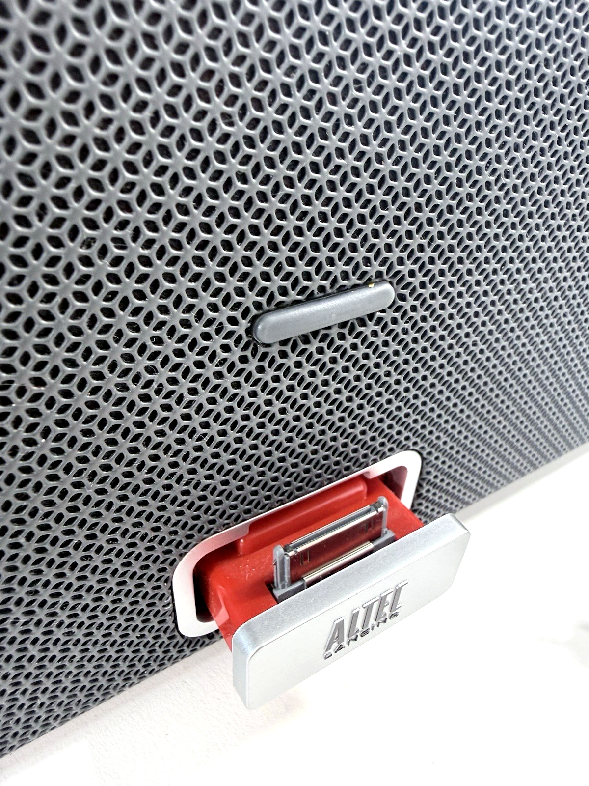 Altec Lansing inMotion iMT630 Slimline Powered Audio System - Tested and Working