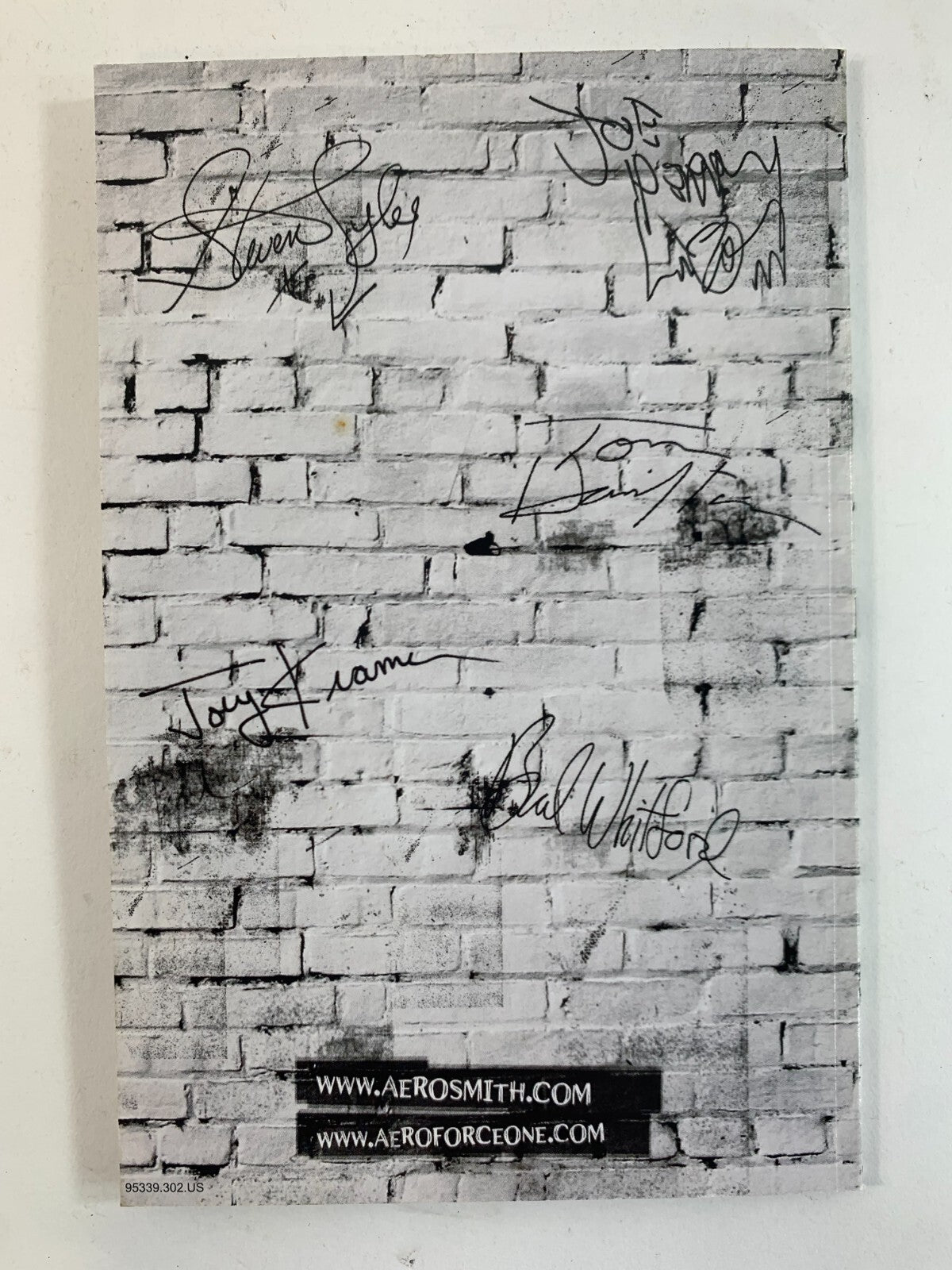 Guitar Hero: Aerosmith (Sony PlayStation 2, 2008) Game Case Manual Tour Book