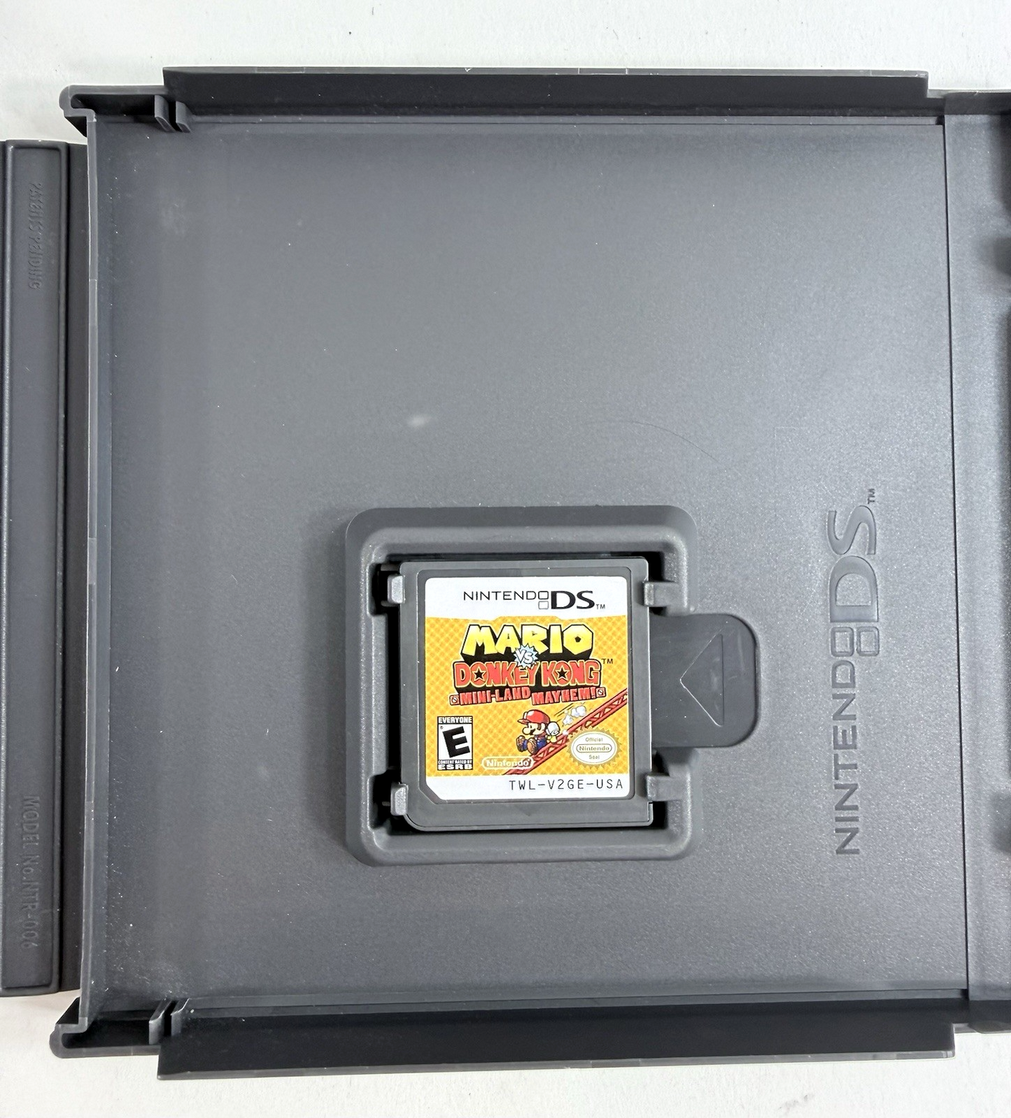 Mario vs Donkey Kong Mini-Land Mayhem (Nintendo DS, 2011) Game Case Manual More
