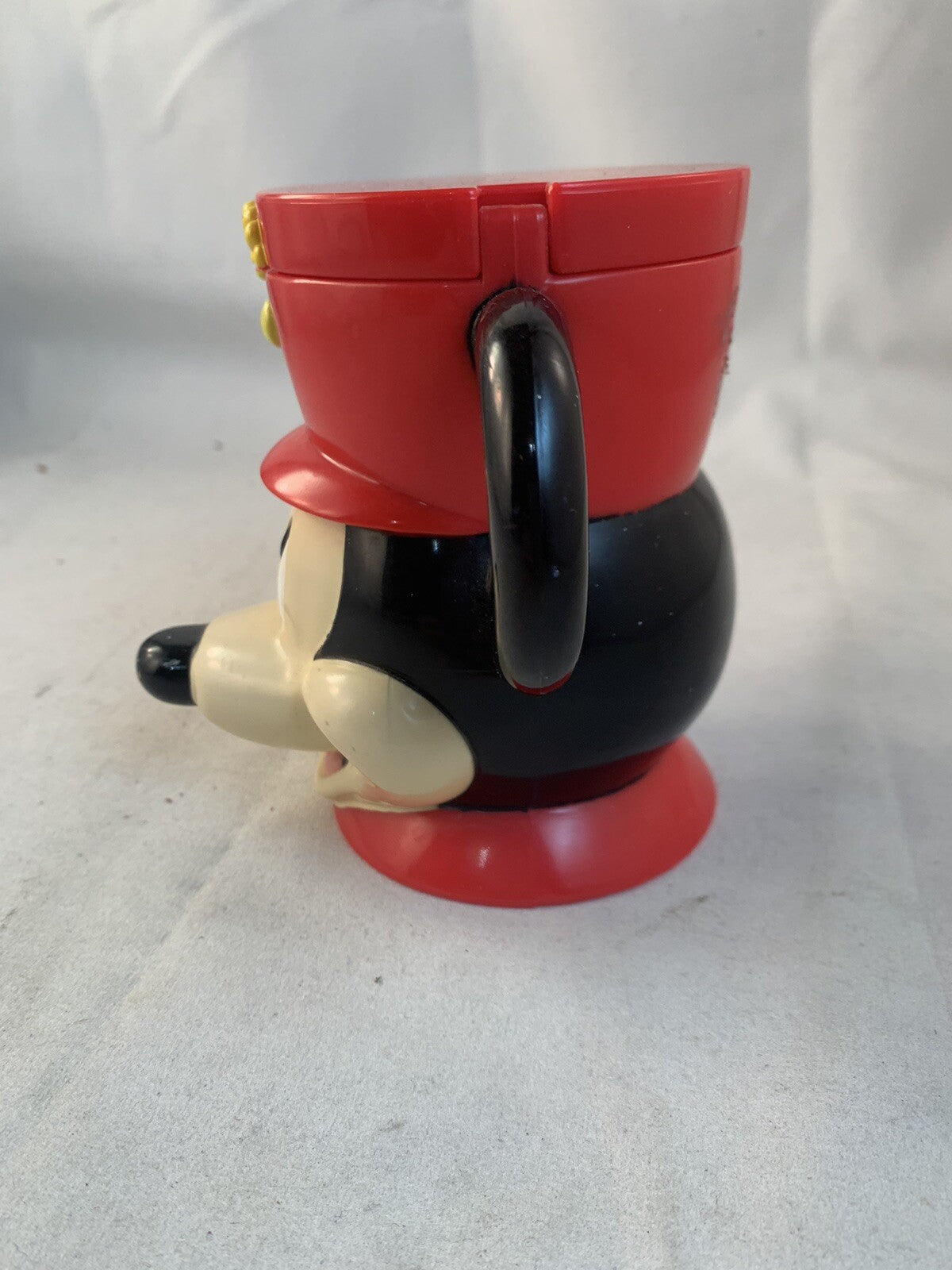 Mickey Mouse Disney On Ice Mug/Cup with Flip Cover (Red)