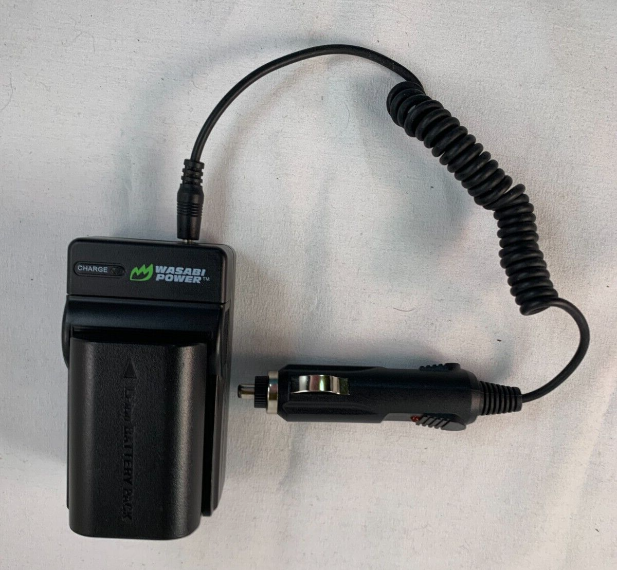 Wasabi Power LCH-LPE6 Charger w/Battery for Canon (PB1016688)