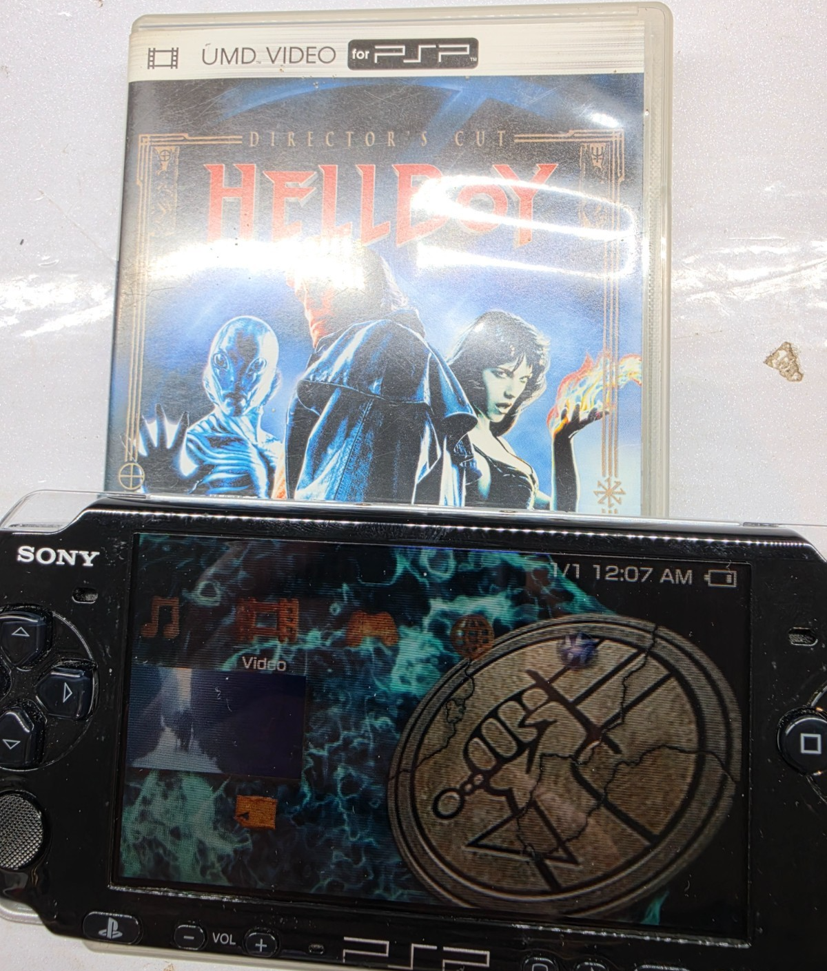 Hellboy Director’s Cut (UMD, 2005) For Sony PSP  - Tested and Working