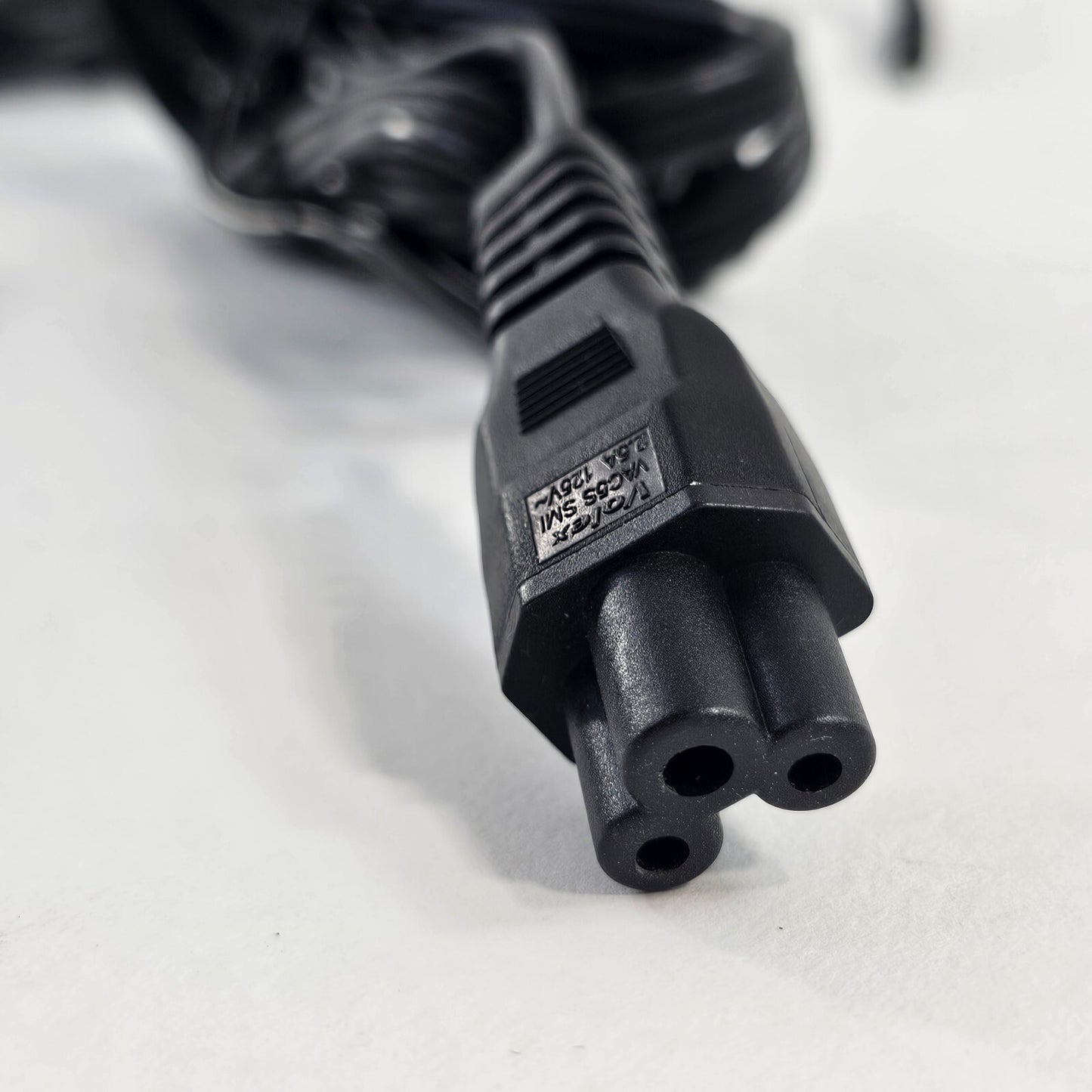 Dell 19.5V 3.34A AC Adapter Model DA65NM111-00 - Tested and Working