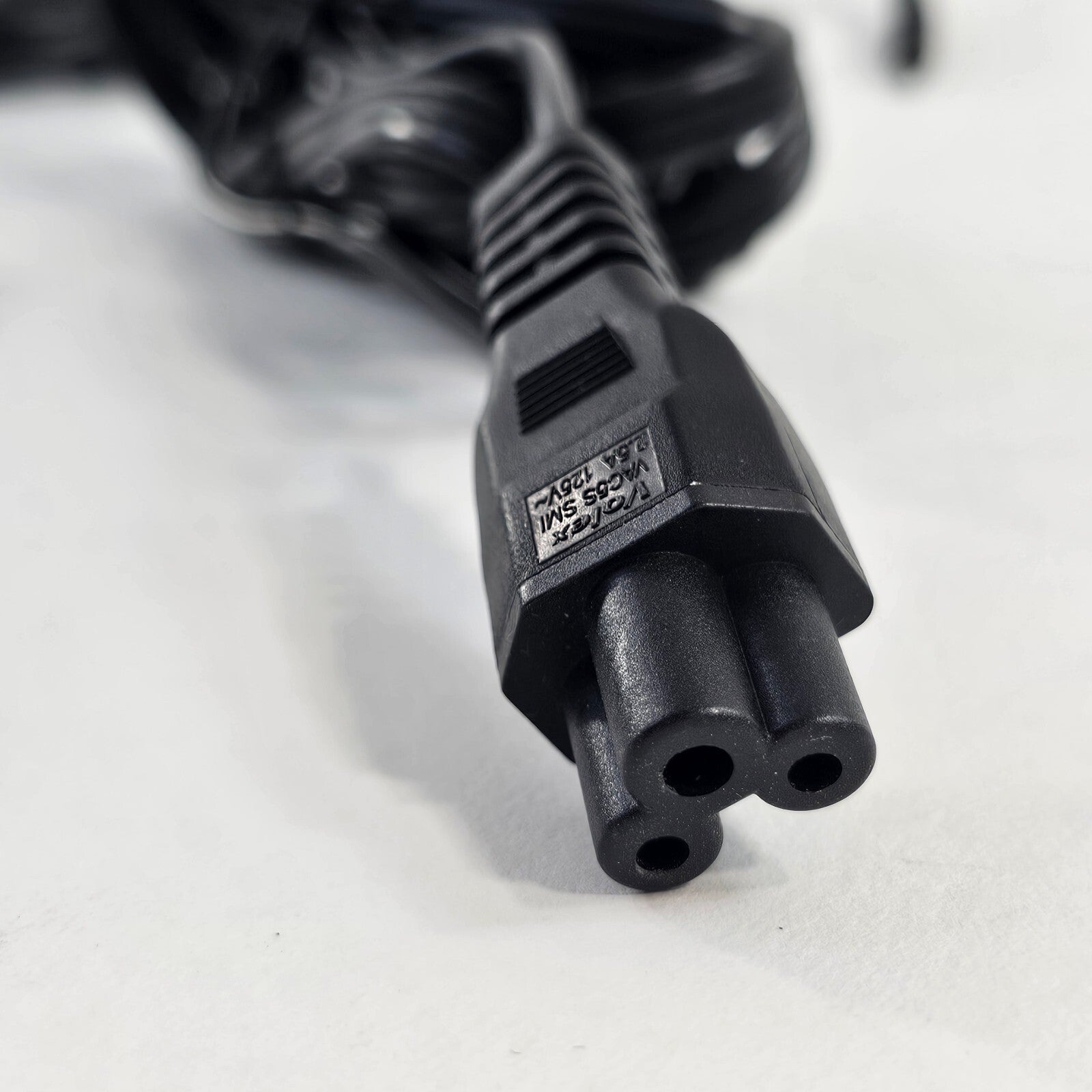 Dell 19.5V 3.34A AC Adapter Model DA65NM111-00 - Tested and Working