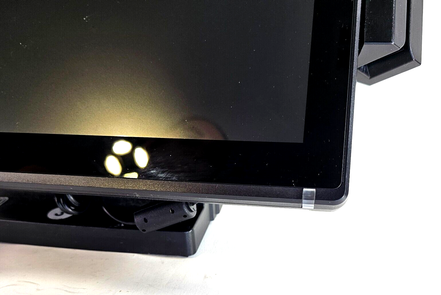 Revention HungerRush 360 HR 5686 Restaurant Point-of-Sale Computer - Tested