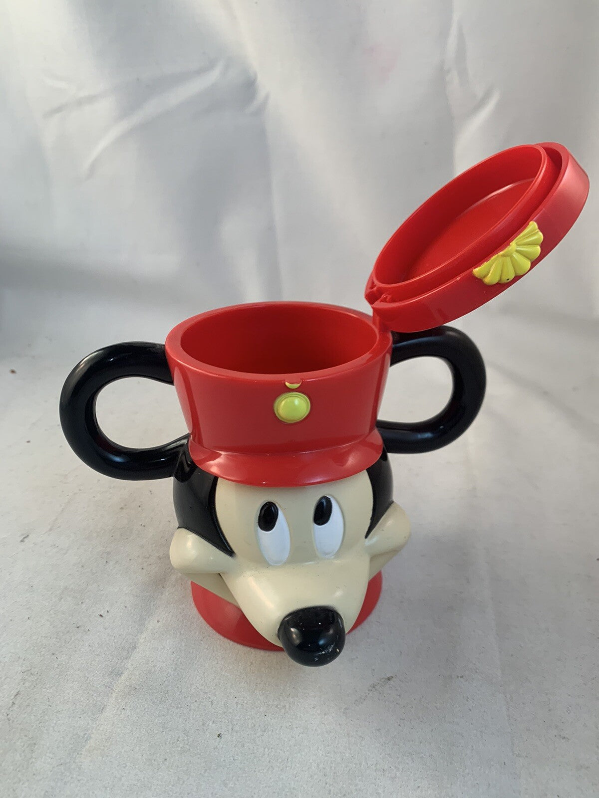 Mickey Mouse Disney On Ice Mug/Cup with Flip Cover (Red)