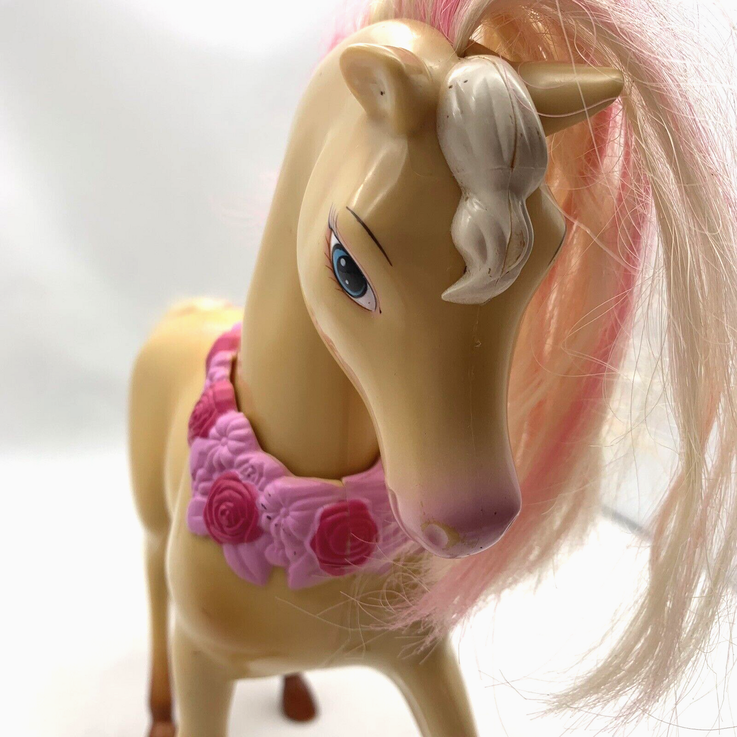 Barbie Shower & Show 10" Tawny Horse with Nodding Head - No Accessories