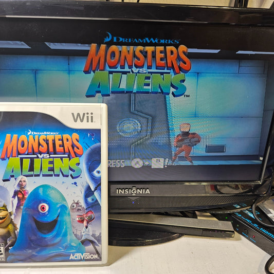 Monsters vs. Aliens (Nintendo Wii, 2009) Game Case Manual - Tested and Working