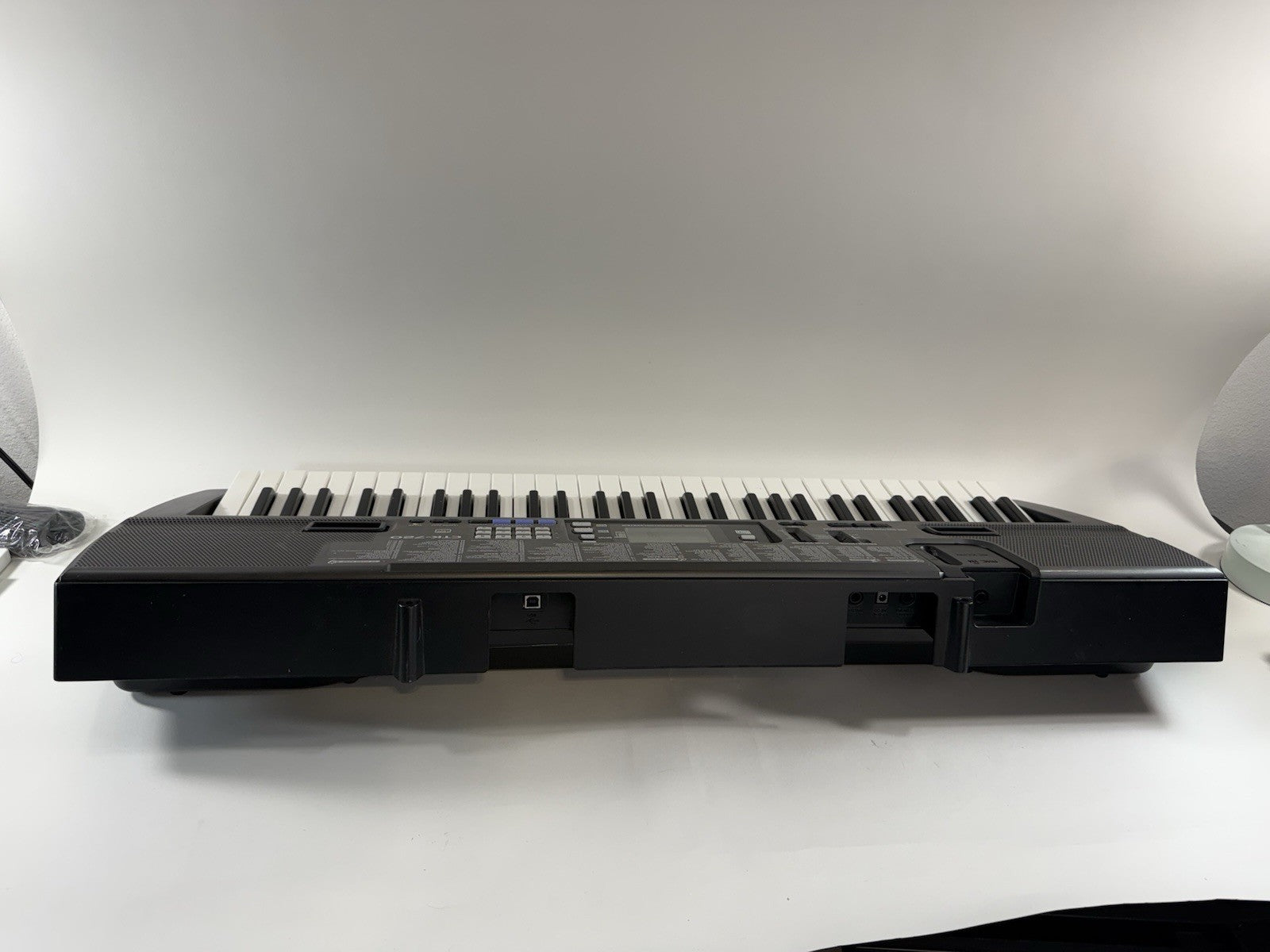 Casio CTK-720 Electronic Keyboard 61 Key - Black - No Power Cord - Tested