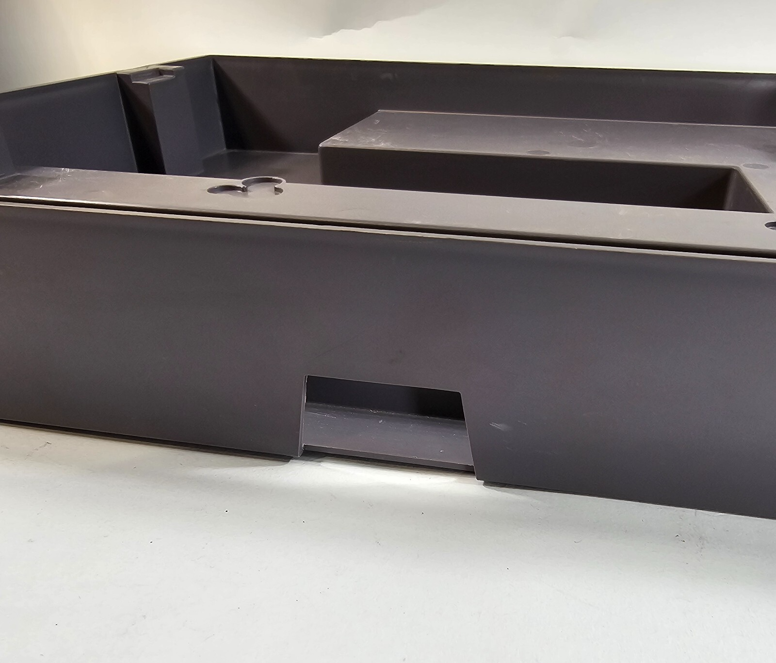 Hartzell 1980s Sega Master System/Genesis Video Game Center Storage Display Case