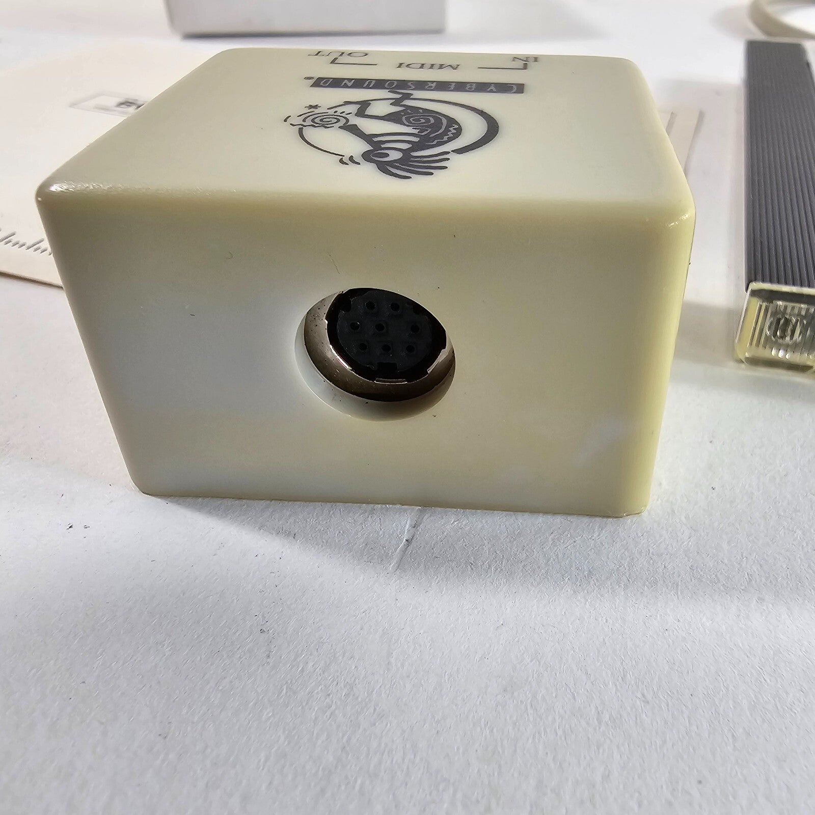 Vintage Cybersound MIDI Musical Keyboard 37 key CD 1 Cable Mac Power PC