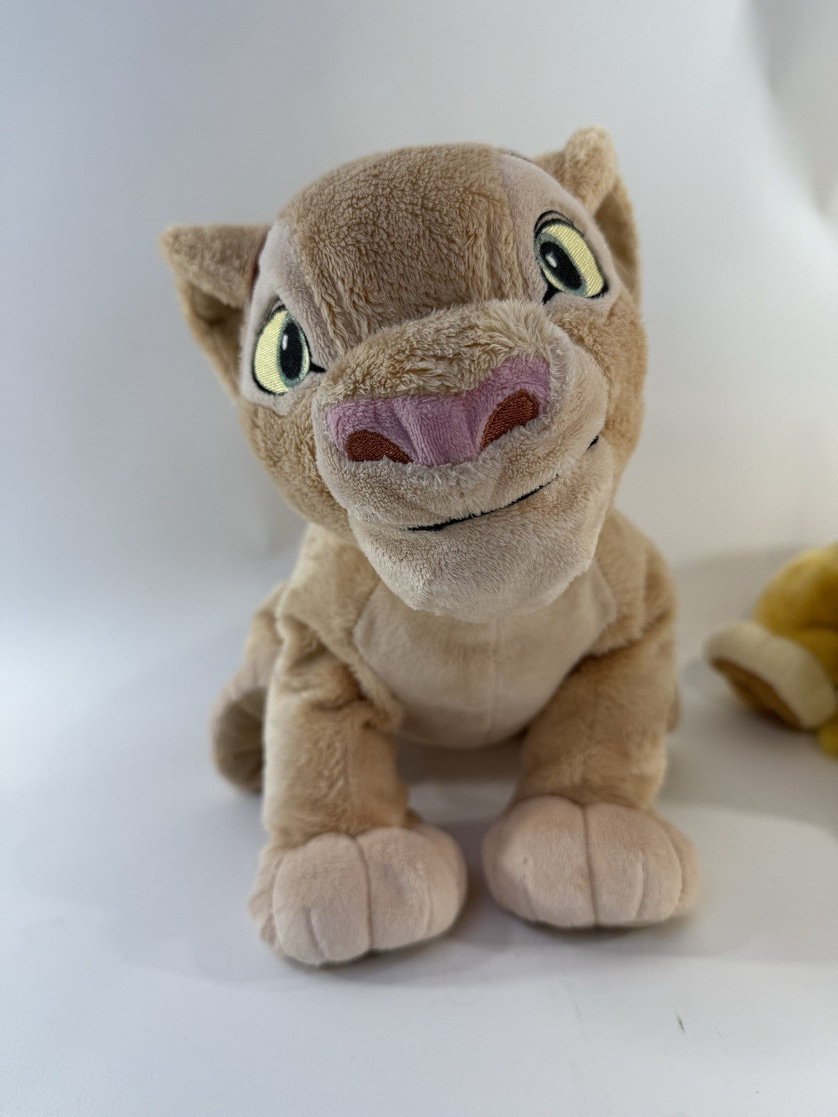 Disney Store 2011 The Lion King 14" Simba and Nala Plush Set