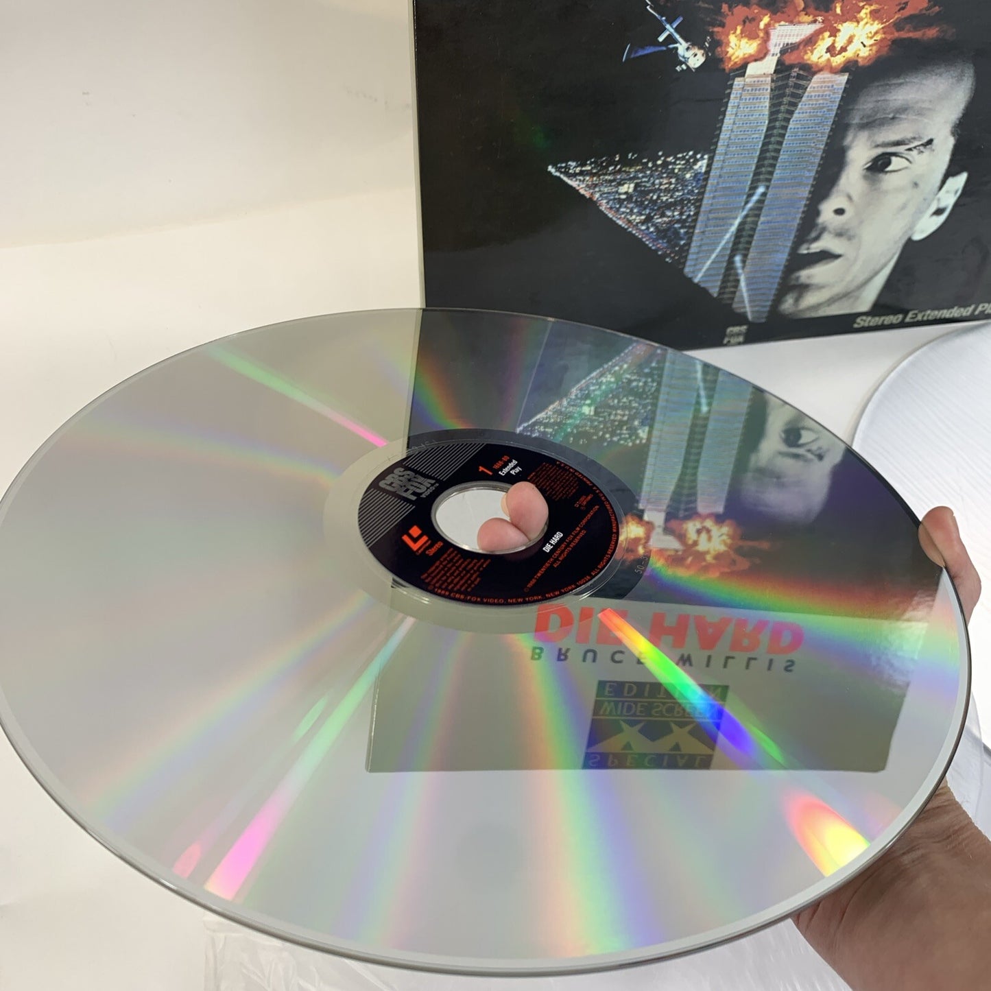 Die Hard (Widescreen Laserdisc Bundle) Die Hard 2/Die Hard 3 -  Tested