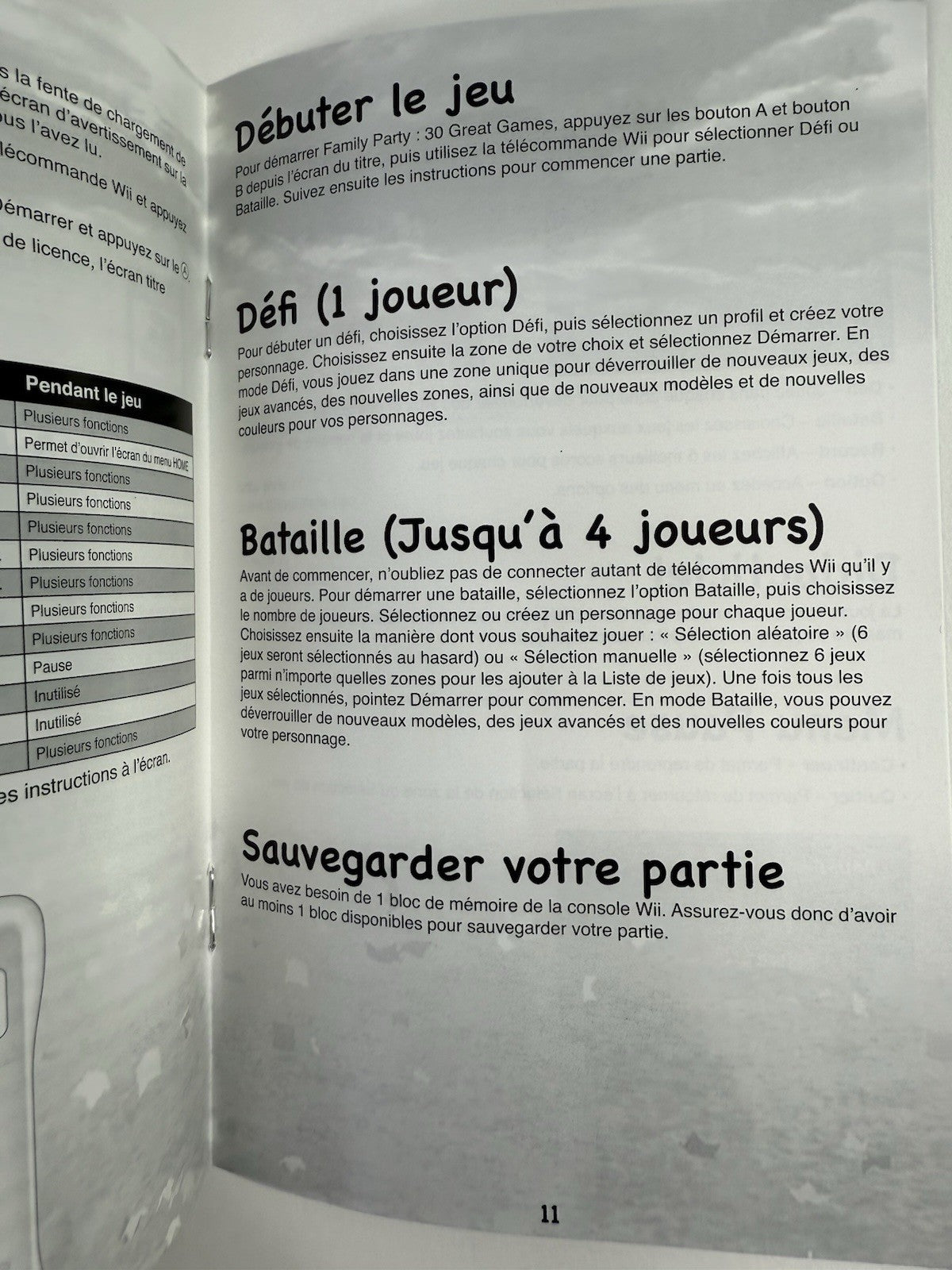 Family Party: 30 Great Games Outdoor Fun (Nintendo Wii, 2009) Game Case Manual