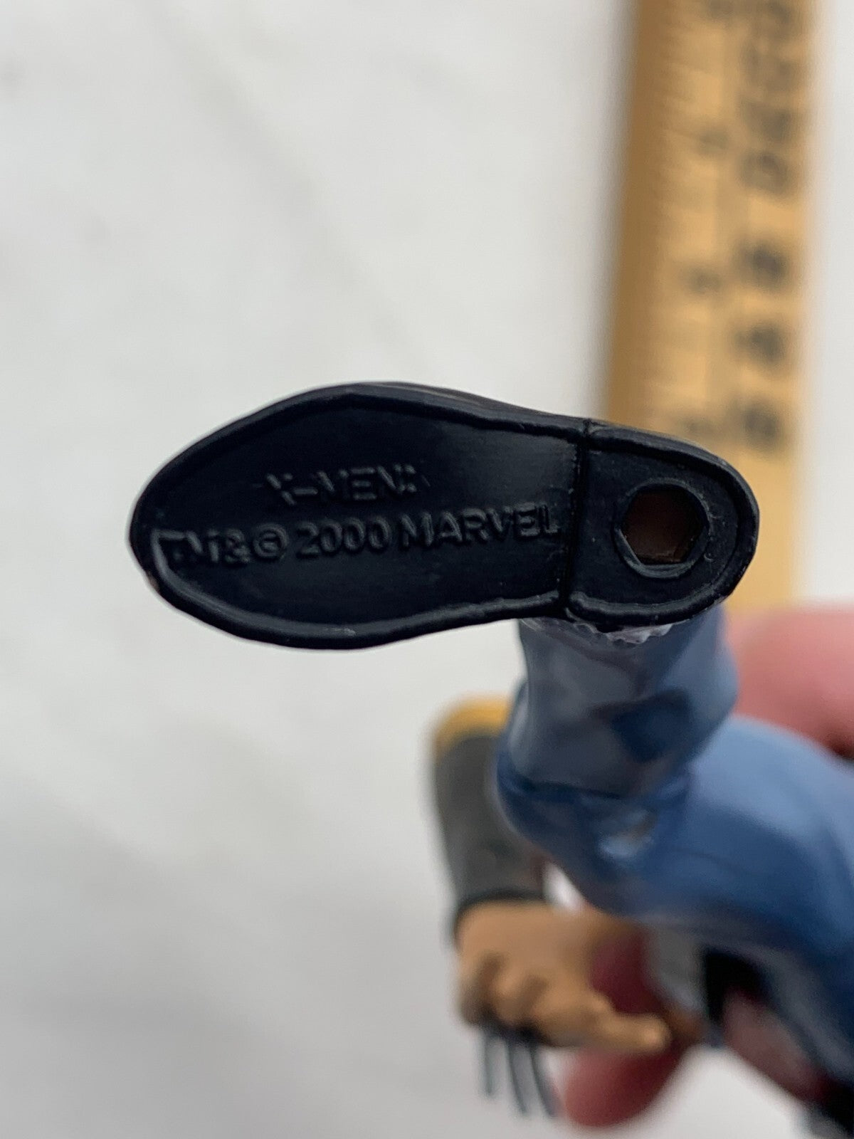 Marvel X-Men 2000 Wolverine 6.5" Loose Action Figure - Hugh Jackman