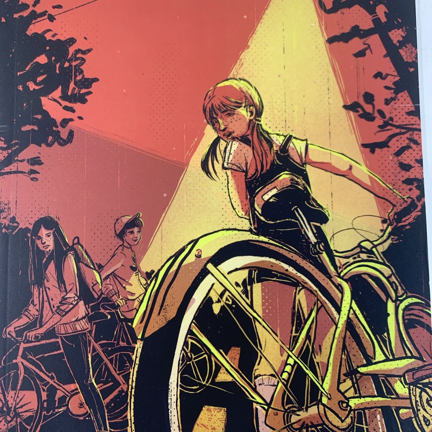 Kids on Bikes by Doug Levandowski and Jon Gilmour (2018, Trade Paperback)