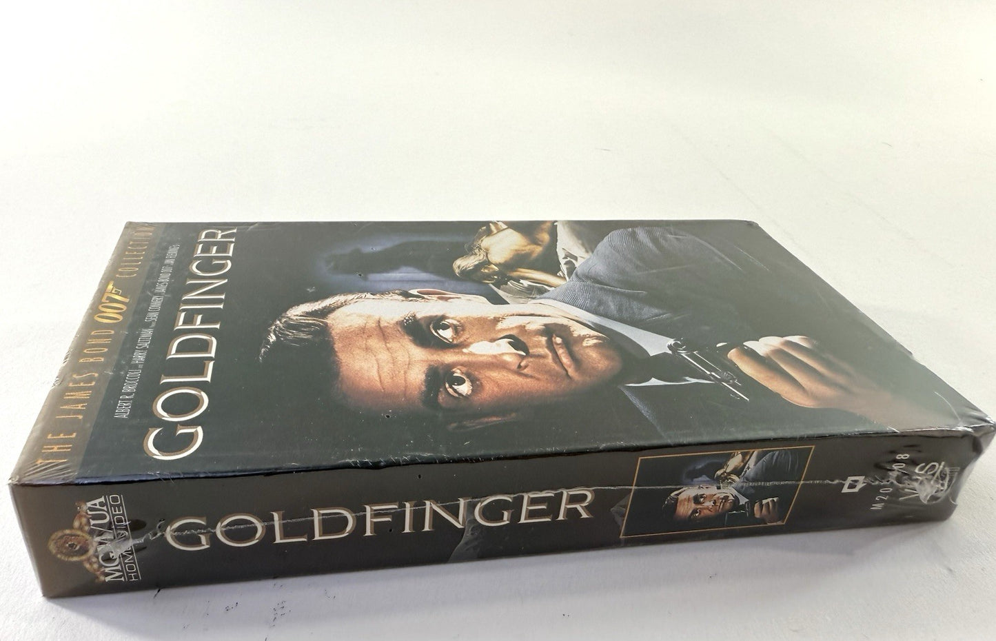 Goldfinger (VHS, 1995) New, Factory Sealed - Sean Connery James Bond 007 Film